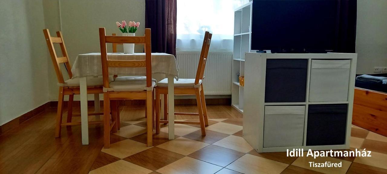 Idill Apartmanhaz B&B Тисафюред Экстерьер фото